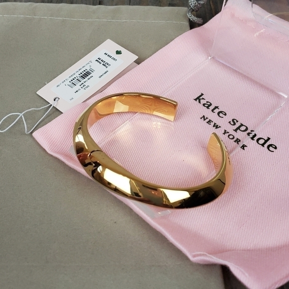 𝅺KATE Spade Gold Tone Bar Cuff Bracelet NWT - Picture 5 of 9